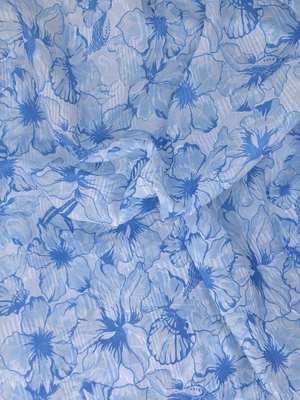 Hot Selling Lightweight Soft Breathable Salt Shrinkage Textile for Trendy Flowy Dress