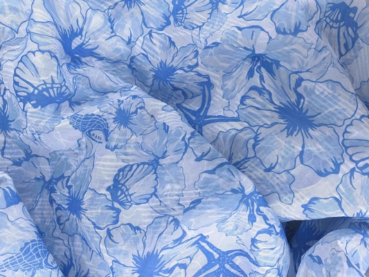 Hot Selling Lightweight Soft Breathable Salt Shrinkage Textile for Trendy Flowy Dress