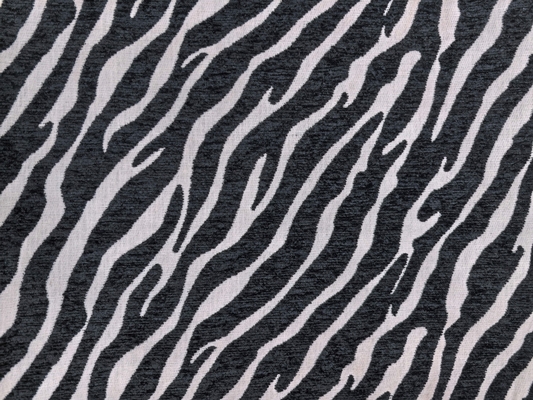 Good Selling 390GSM Soft Breathable Jacquard Cotton Fabric for Summer Dresses